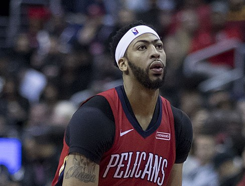 动作绊倒 动作绊倒